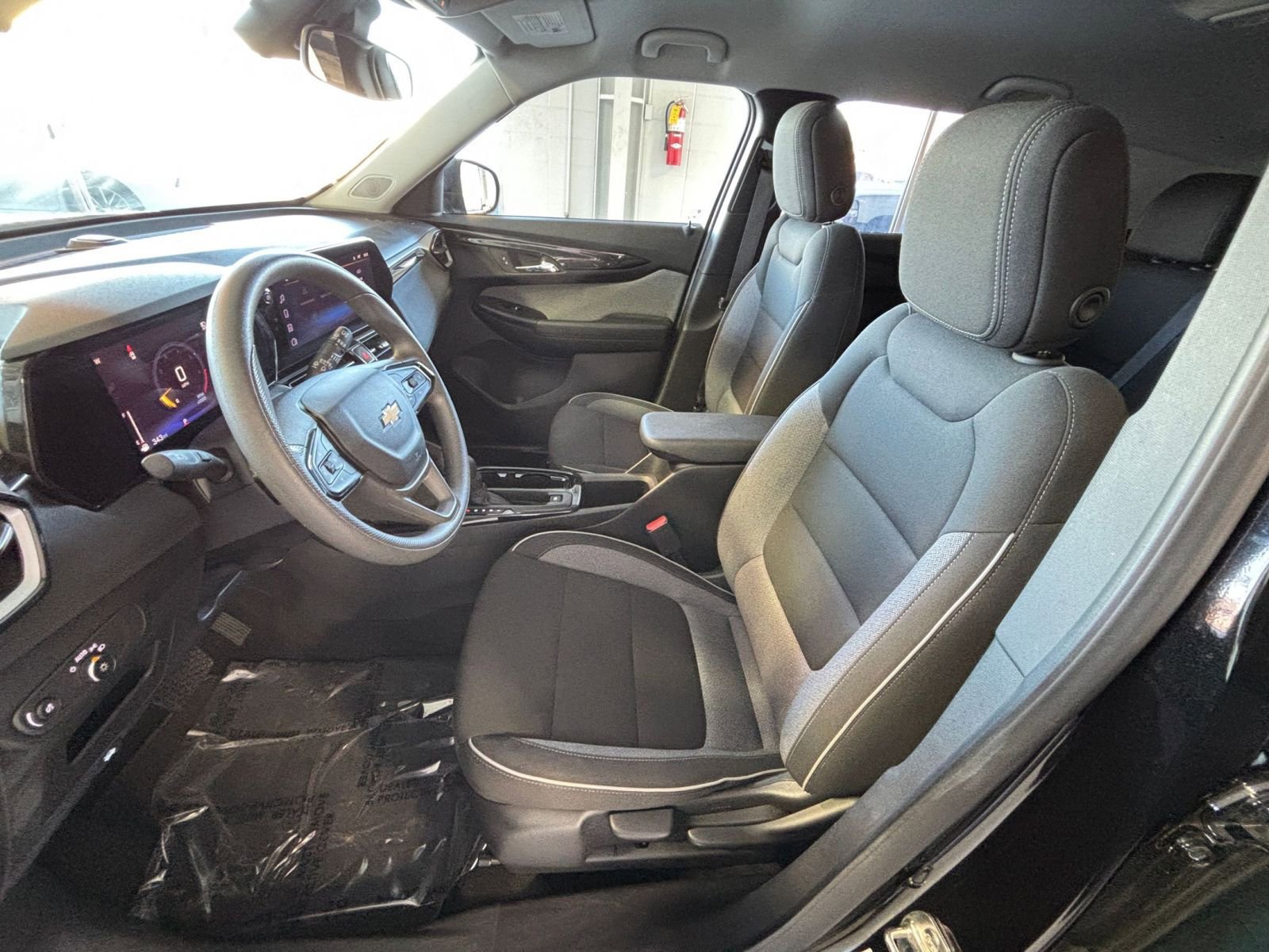 Thumbnail: 2025 Chevrolet TrailBlazer - 26