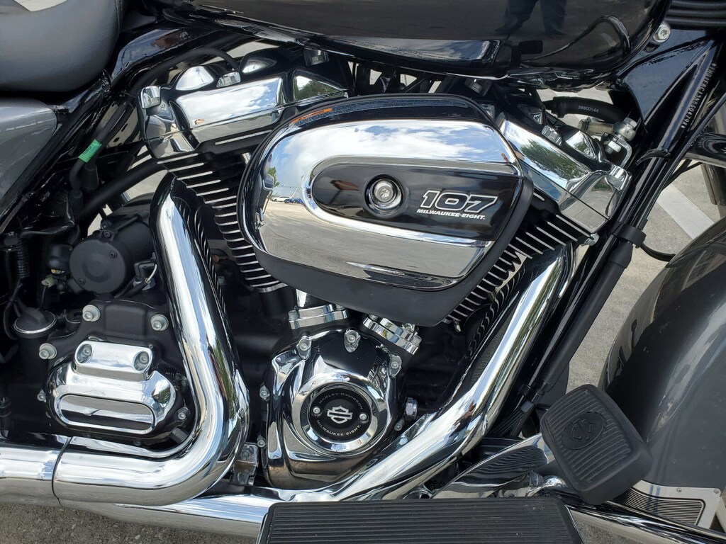 Certified 2022 Harley- Davidson Flhr