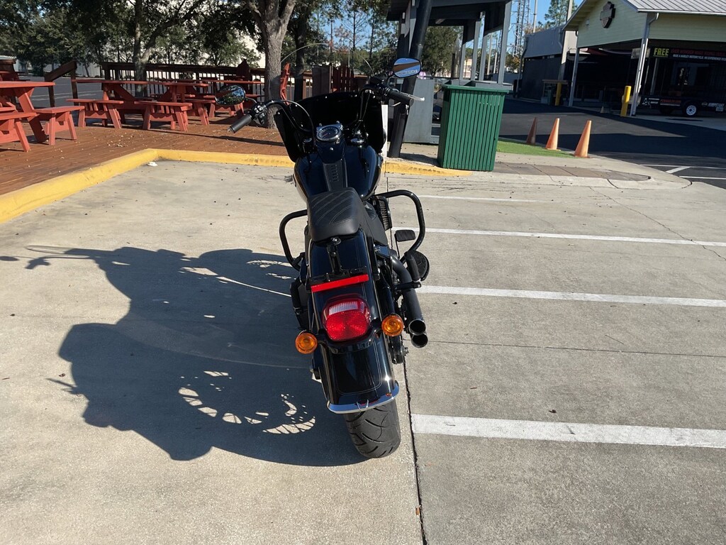 Used 2022 Harley Flhcs