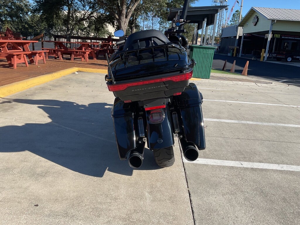 Used 2023 Harley-Davidson Flhtk