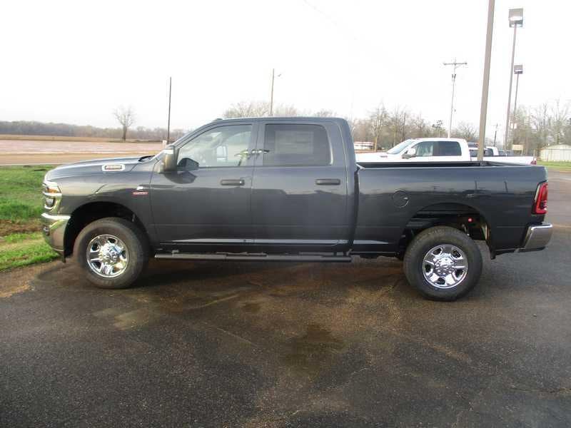 2026 RAM 2500 Tradesman - Photo 5