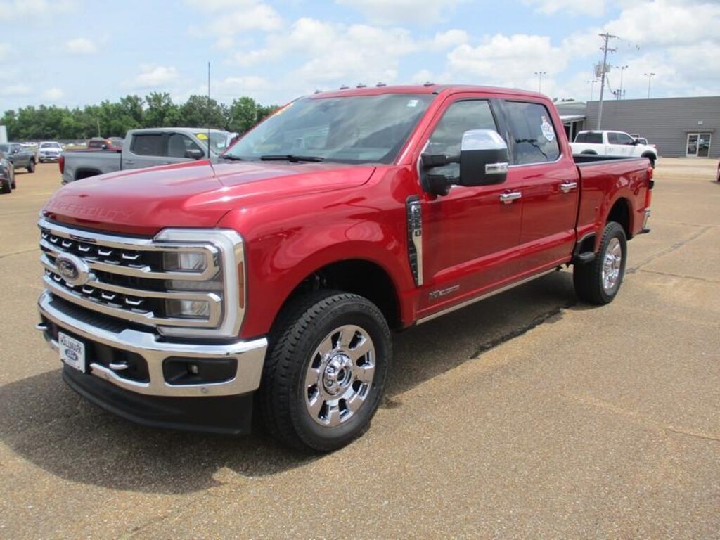 Used 2024 Ford F-250 SD Lariat Crew Cab SWB 4WD Truck Crew Cab