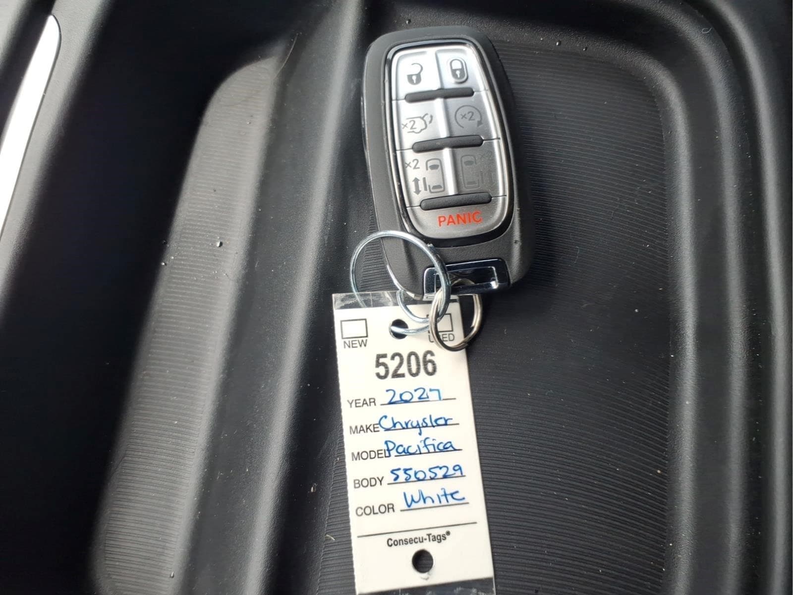 2027 Chrysler Pacifica Select - Photo 28