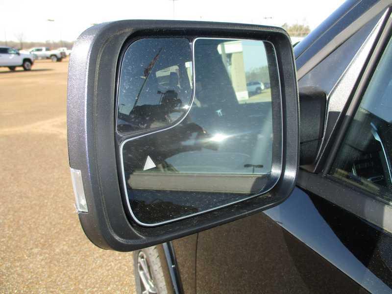 2026 RAM 1500 Laramie - Photo 10