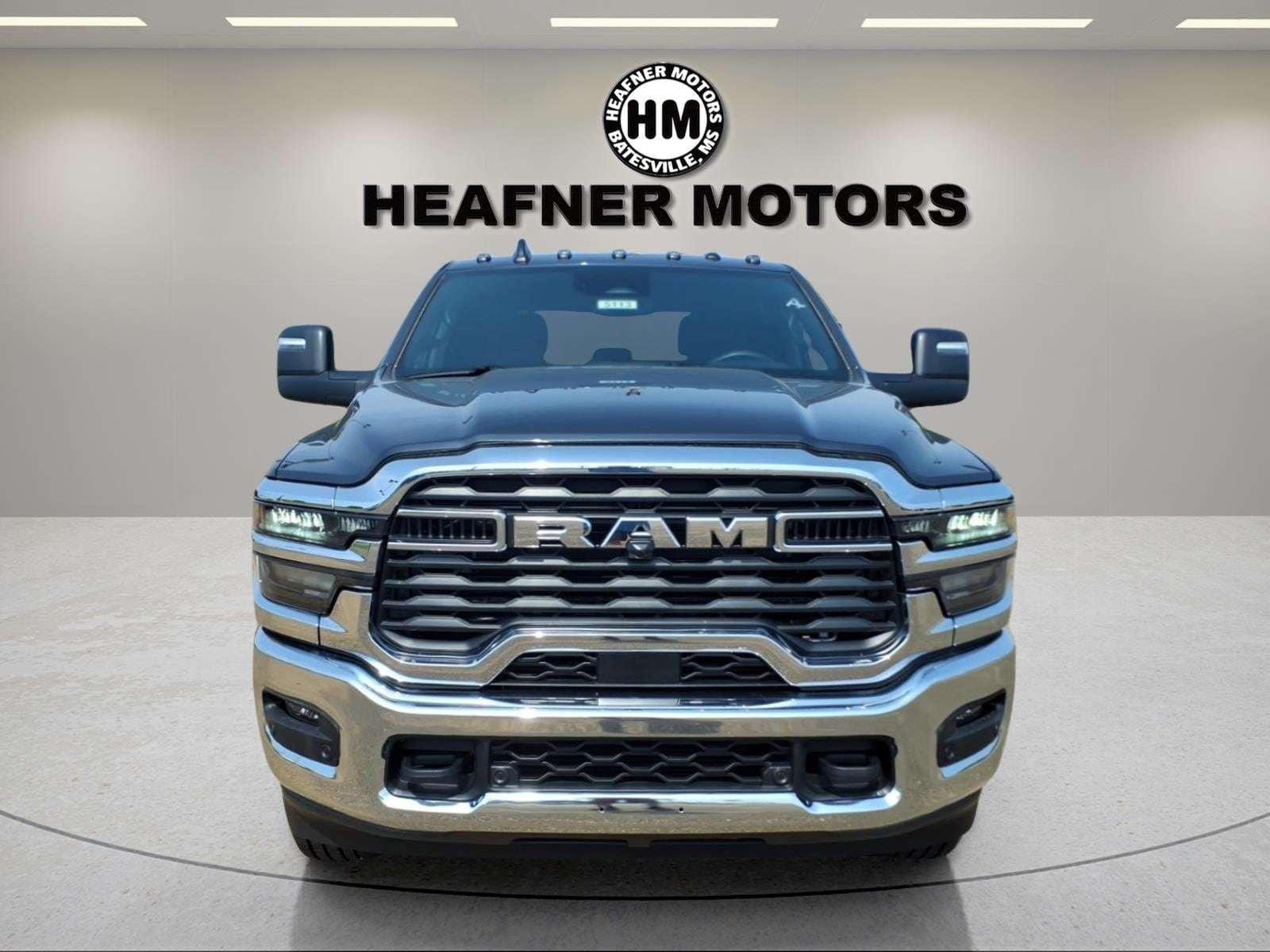 2026 RAM 2500 Tradesman - Photo 8