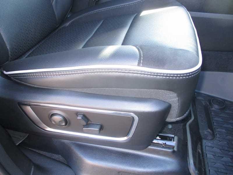 2026 RAM 1500 Laramie - Photo 20
