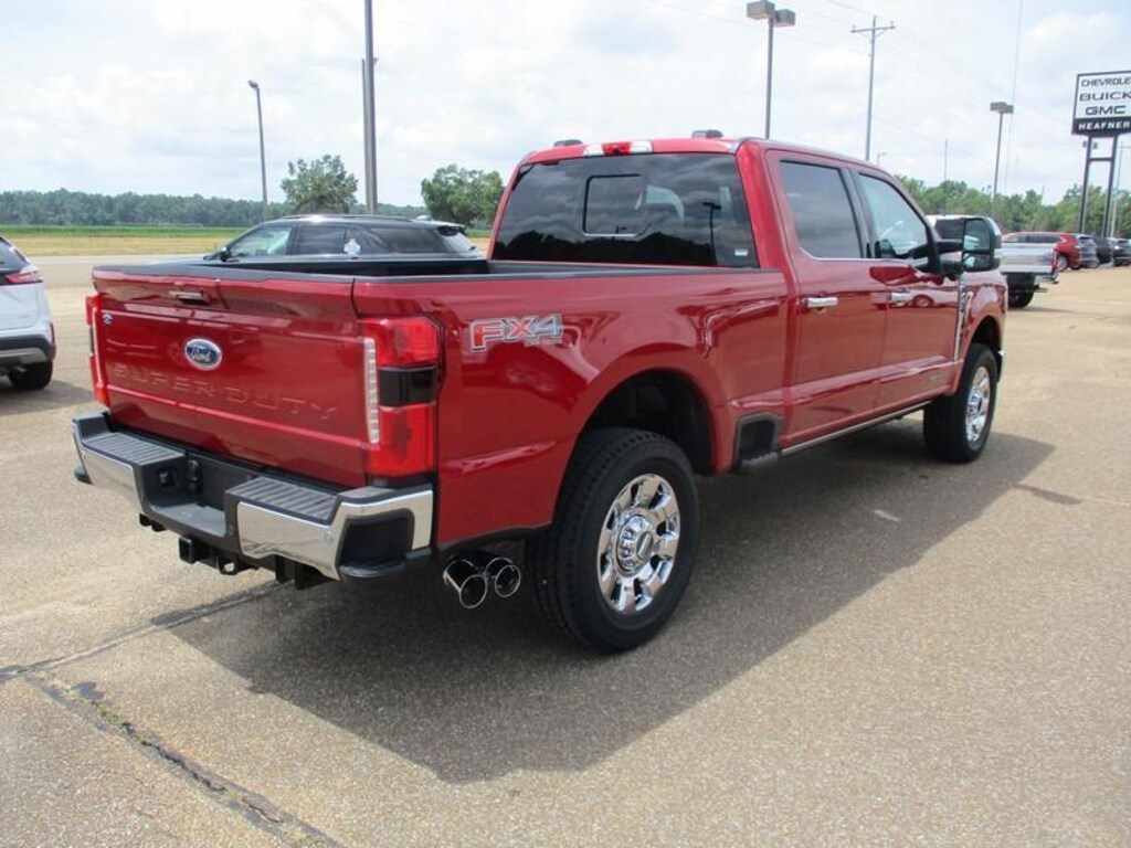 Used 2024 Ford F-250 SD Lariat Crew Cab SWB 4WD Truck Crew Cab