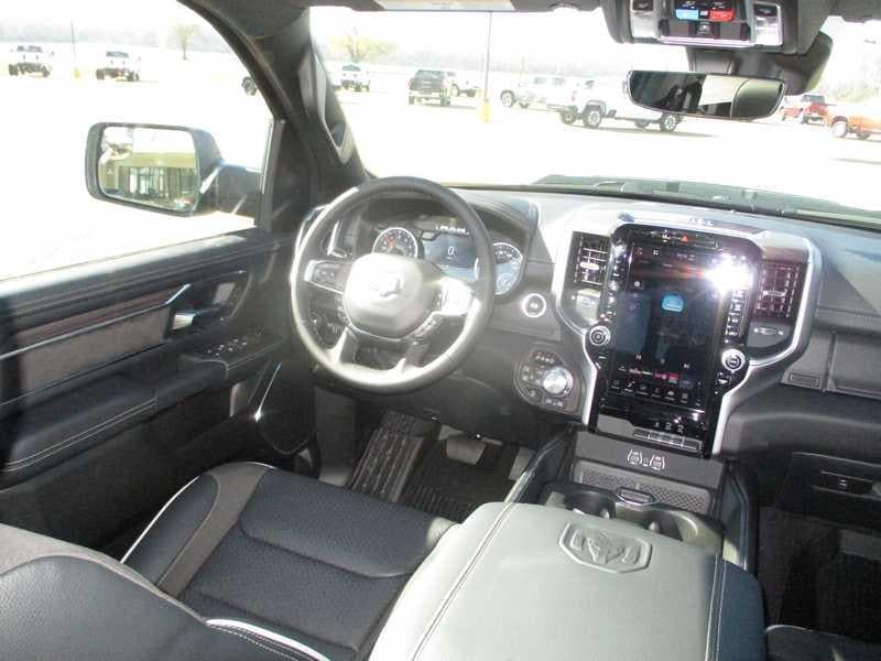 2026 RAM 1500 Laramie - Photo 25