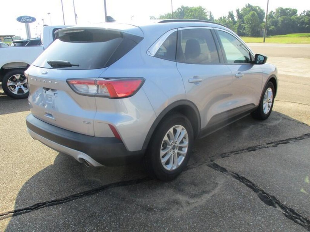 Used 2022 Ford Escape Hybrid SE SUV