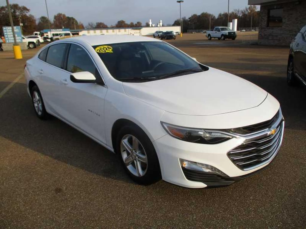 Used 2024 Chevrolet Malibu 1LT Sedan