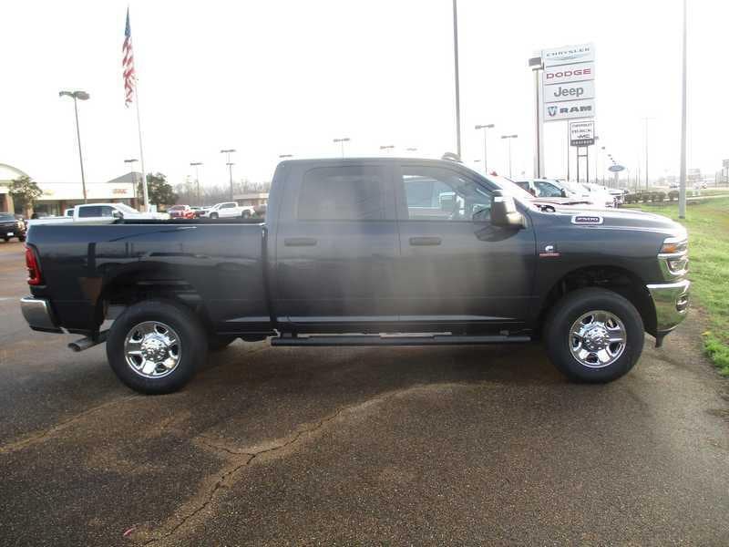 2026 RAM 2500 Tradesman - Photo 6