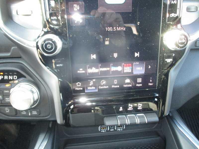 2026 RAM 1500 Laramie - Photo 16