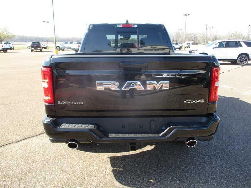 2026 RAM 1500 Laramie - Photo 8