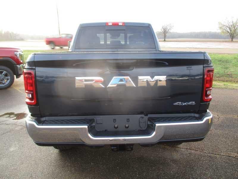 2026 RAM 2500 Tradesman - Photo 8