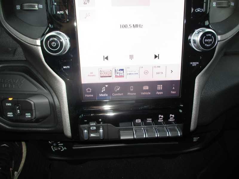 2026 RAM 2500 Tradesman - Photo 16