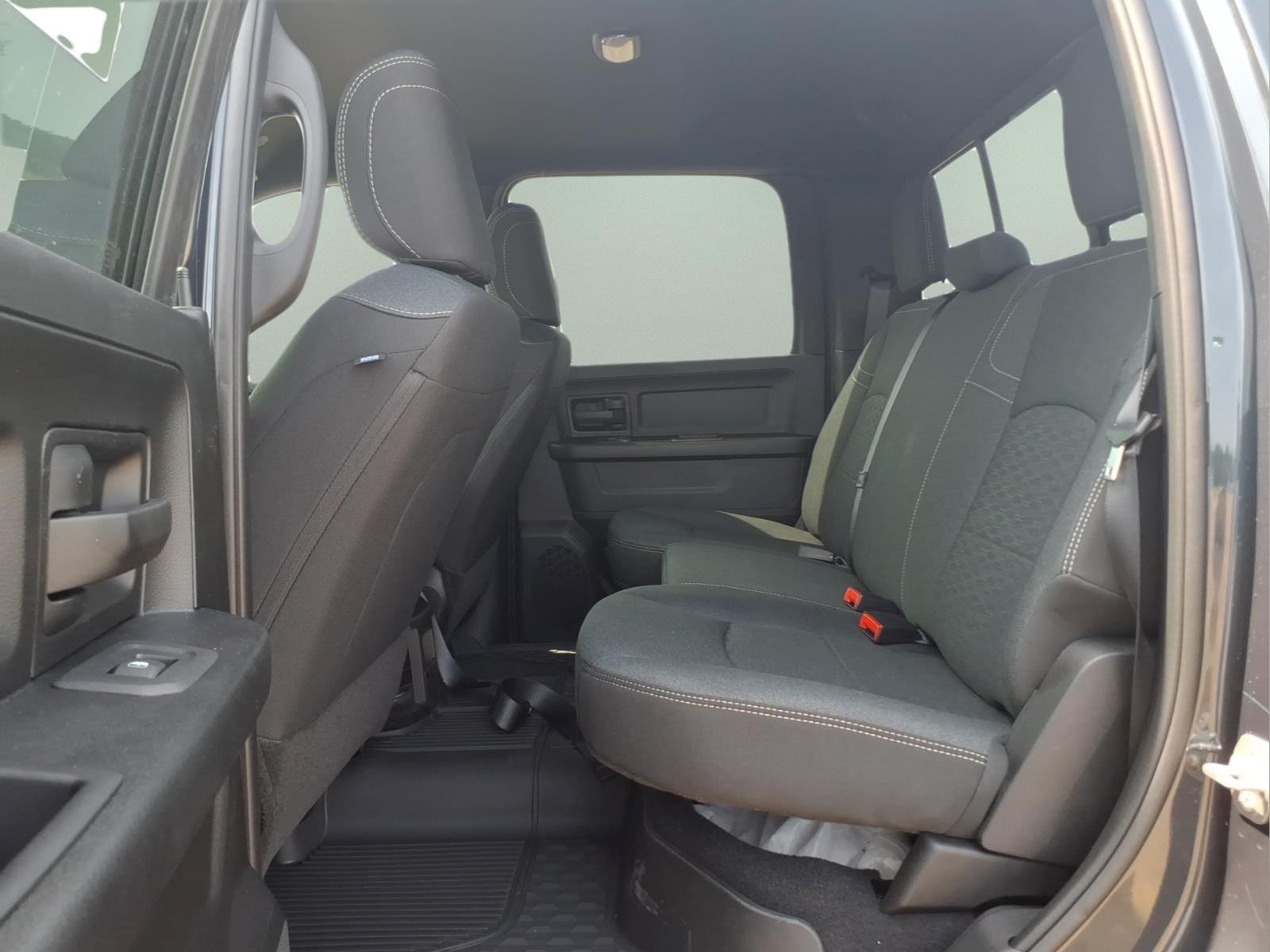 2026 RAM 2500 Tradesman - Photo 10