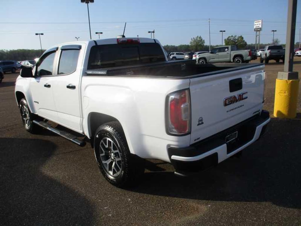 Used 2022 GMC Canyon AT4 Crew Cab w/Cloth 4WD Truck Crew Cab