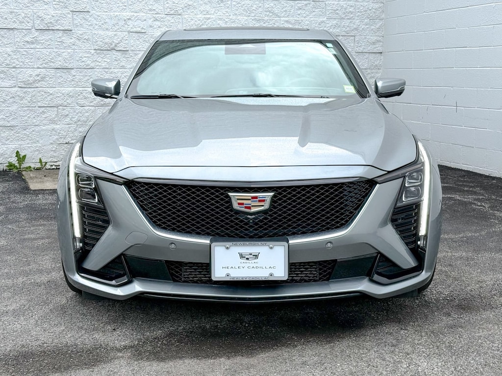 New 2025 CADILLAC CT5 Sport Sedan