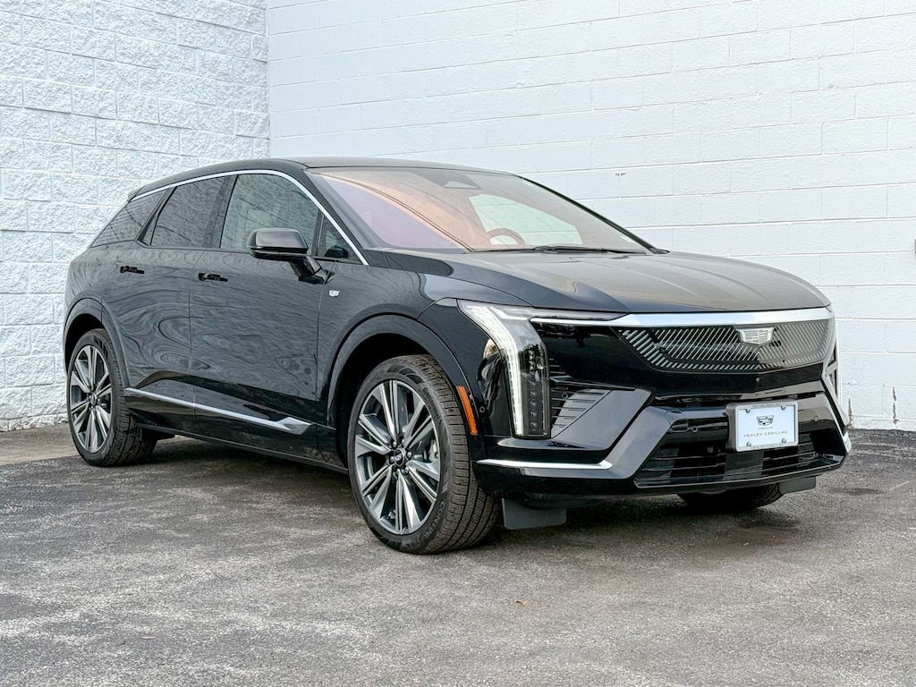 New 2026 CADILLAC OPTIQ Premium Luxury SUV