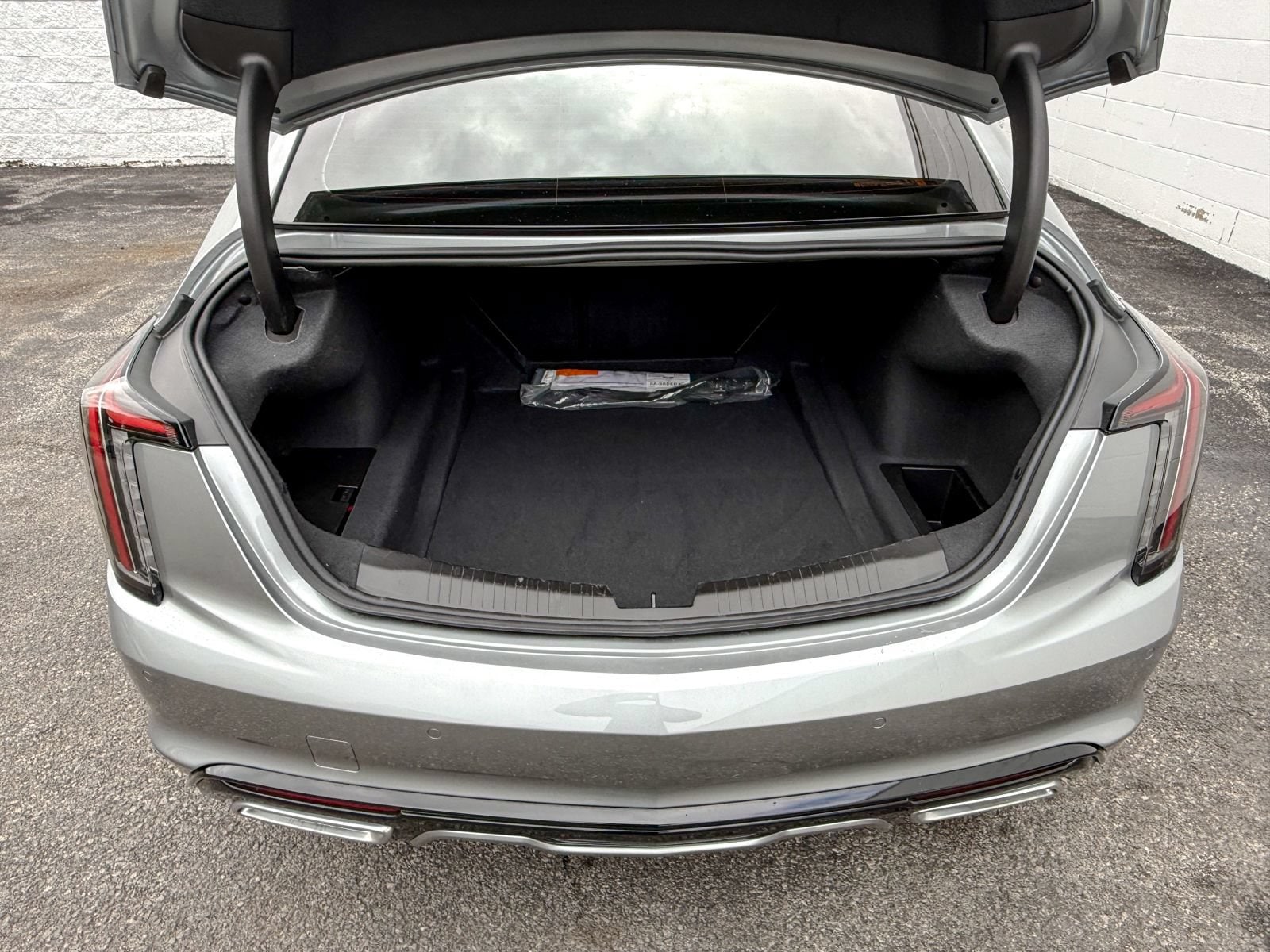 2025 Cadillac CT5 Sport - Photo 39