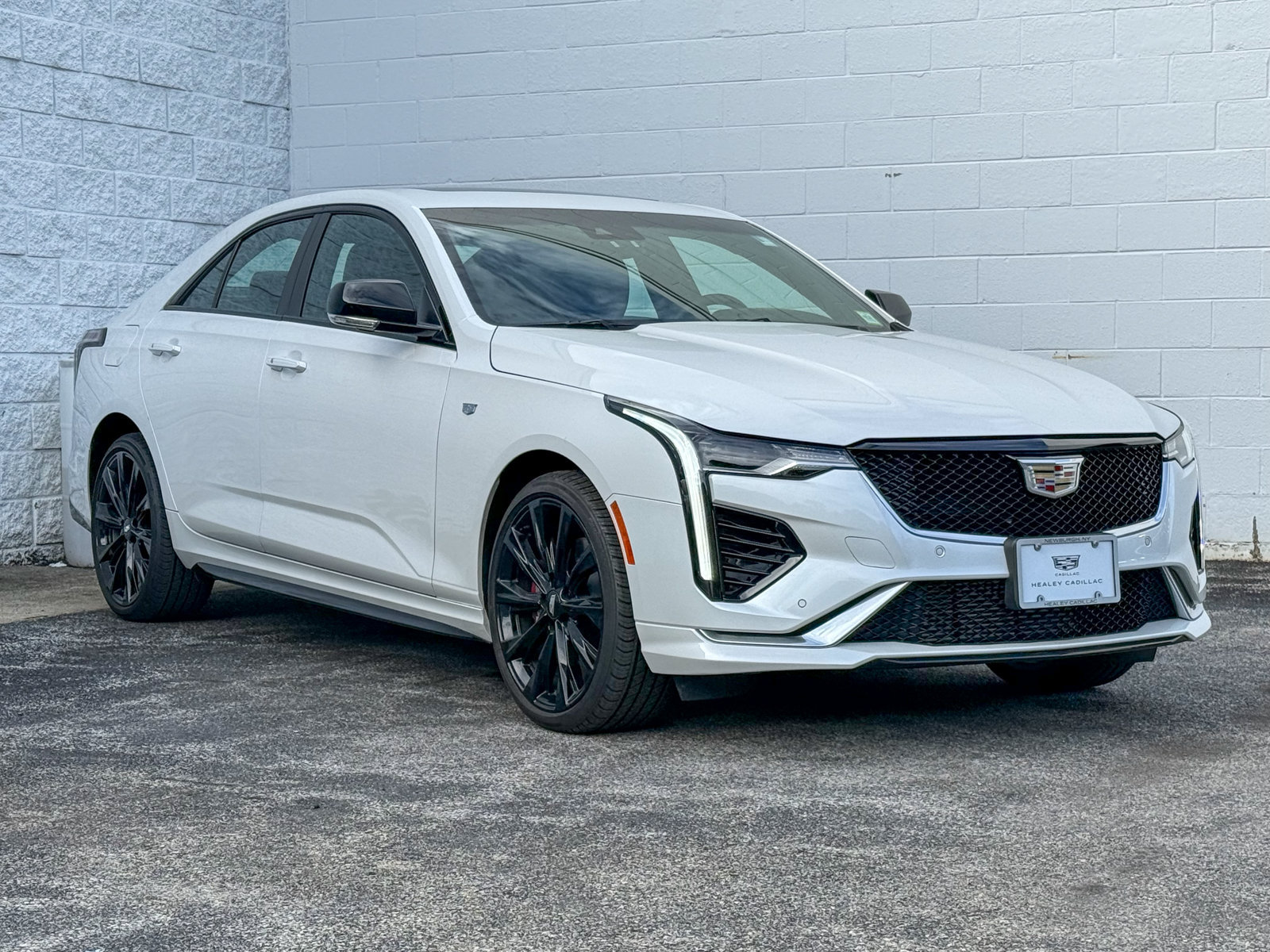  CADILLAC CT4