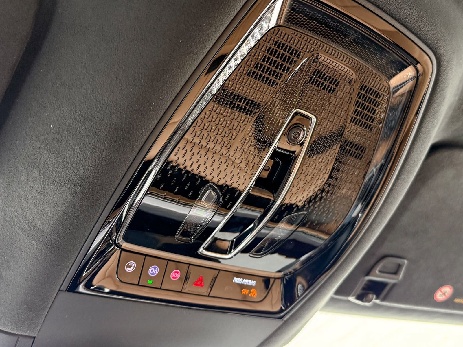 2025 Cadillac Escalade IQ Sport 2 - Photo 30