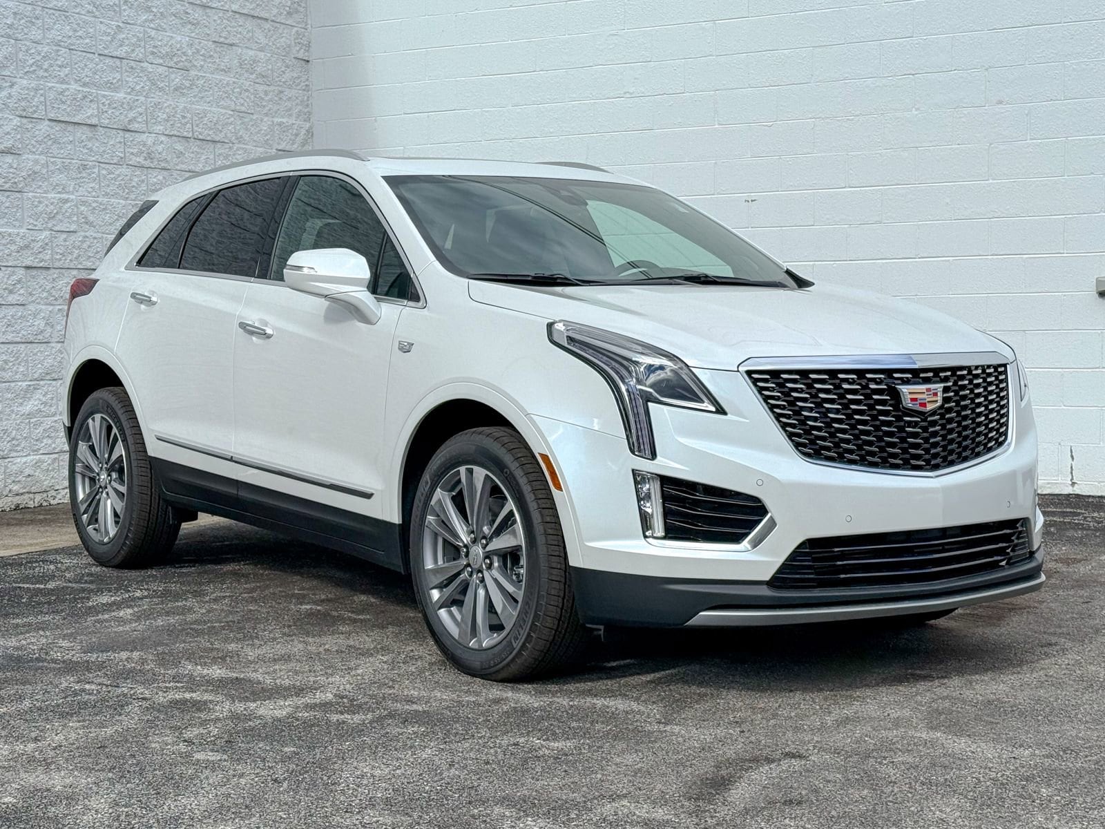 2025 Cadillac XT5 Premium Luxury's photo