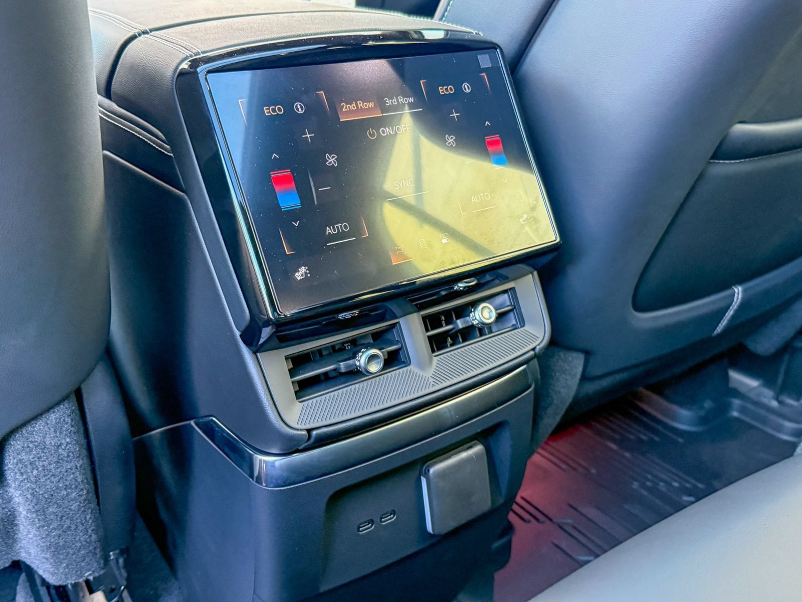 2027 Cadillac VISTIQ Sport - Photo 34