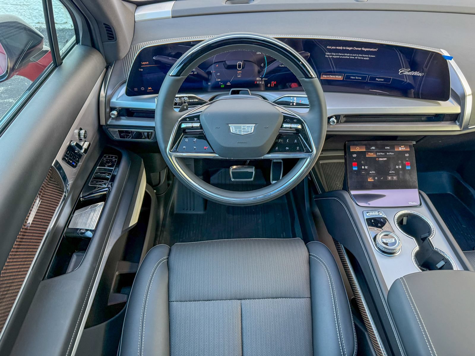 2027 Cadillac VISTIQ Sport - Photo 32
