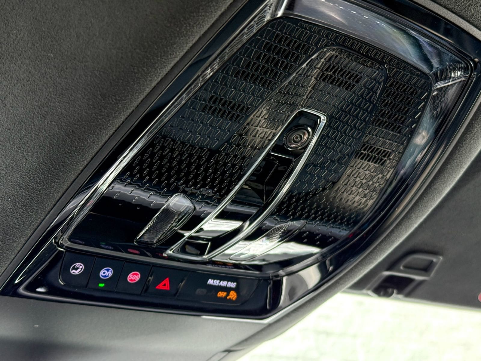 2025 Cadillac Escalade IQ Sport 2 - Photo 28