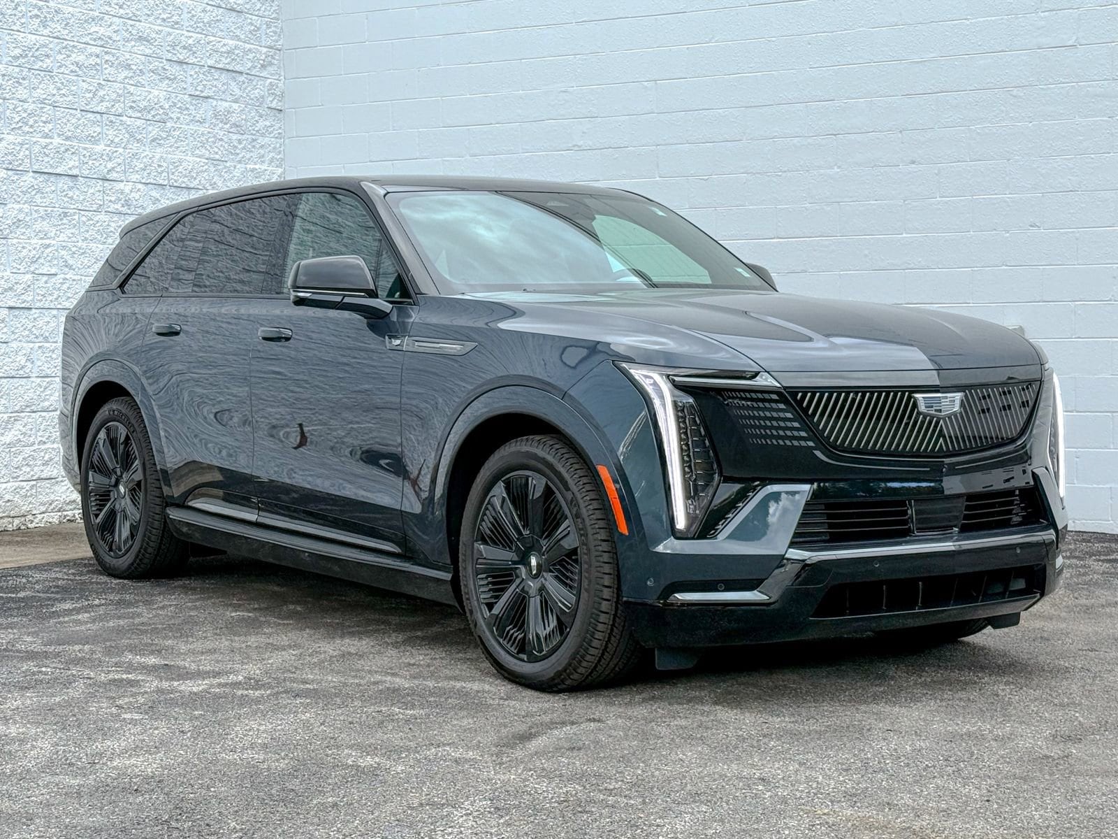 2025 Cadillac Escalade IQ Sport 1's photo