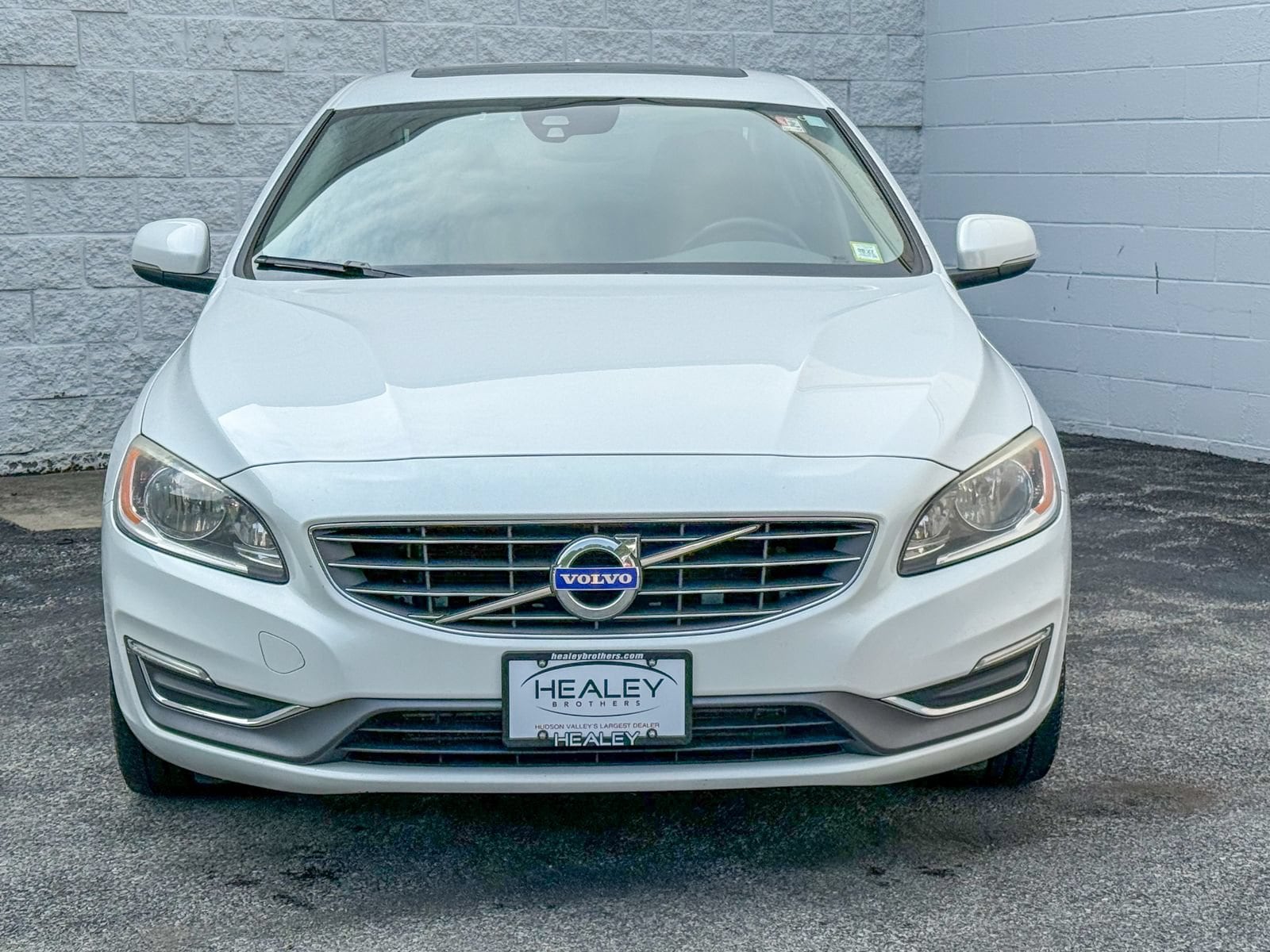 Used 2017 Volvo S60 T5 Inscription with VIN LYV402TK7HB137882 for sale in Newburgh, NY