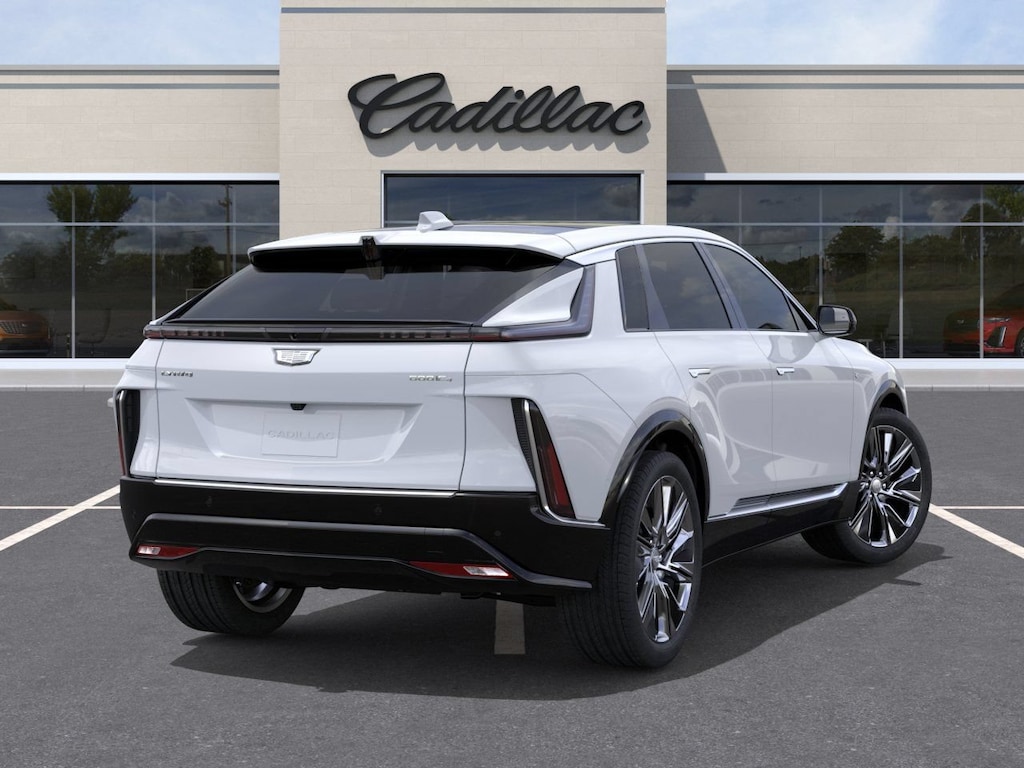 New 2026 CADILLAC LYRIQ Signature Luxury SUV