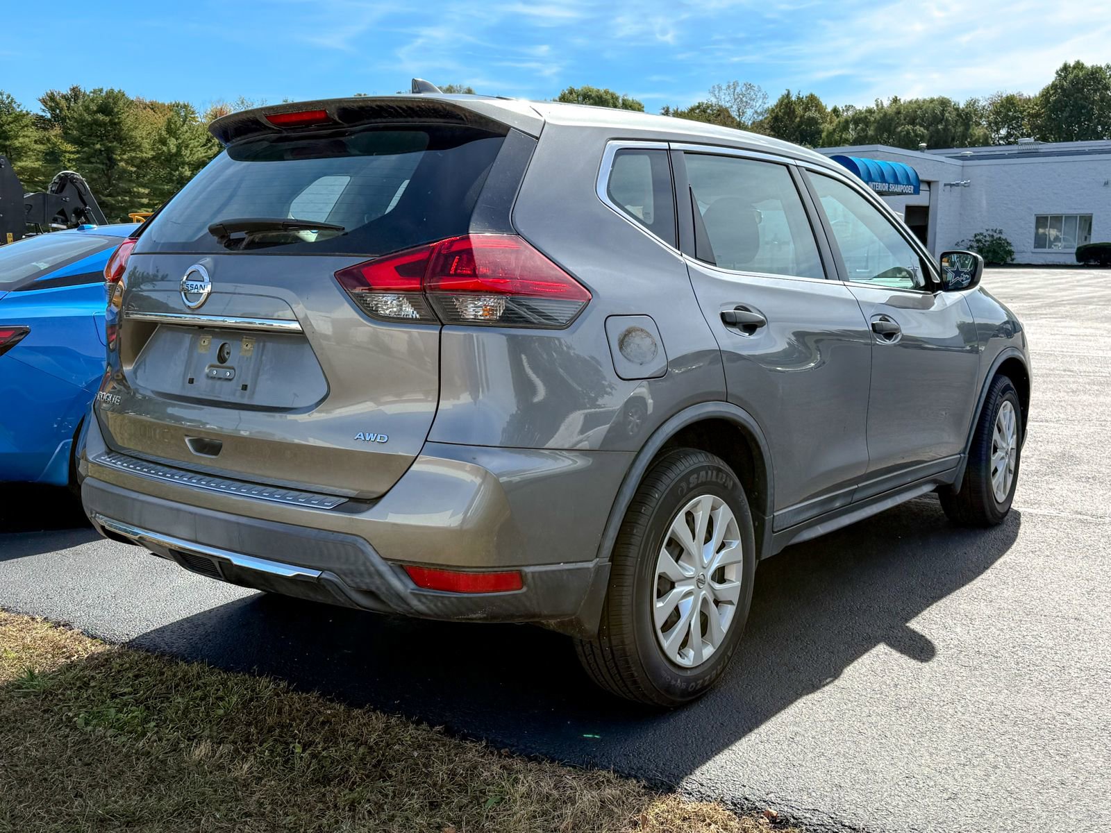 2018 Nissan Rogue S photo 3
