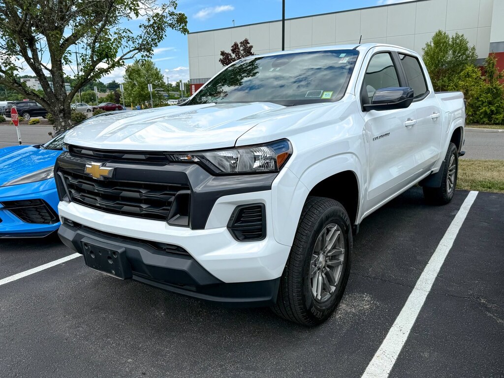 Used 2024 Chevrolet Colorado LT Truck