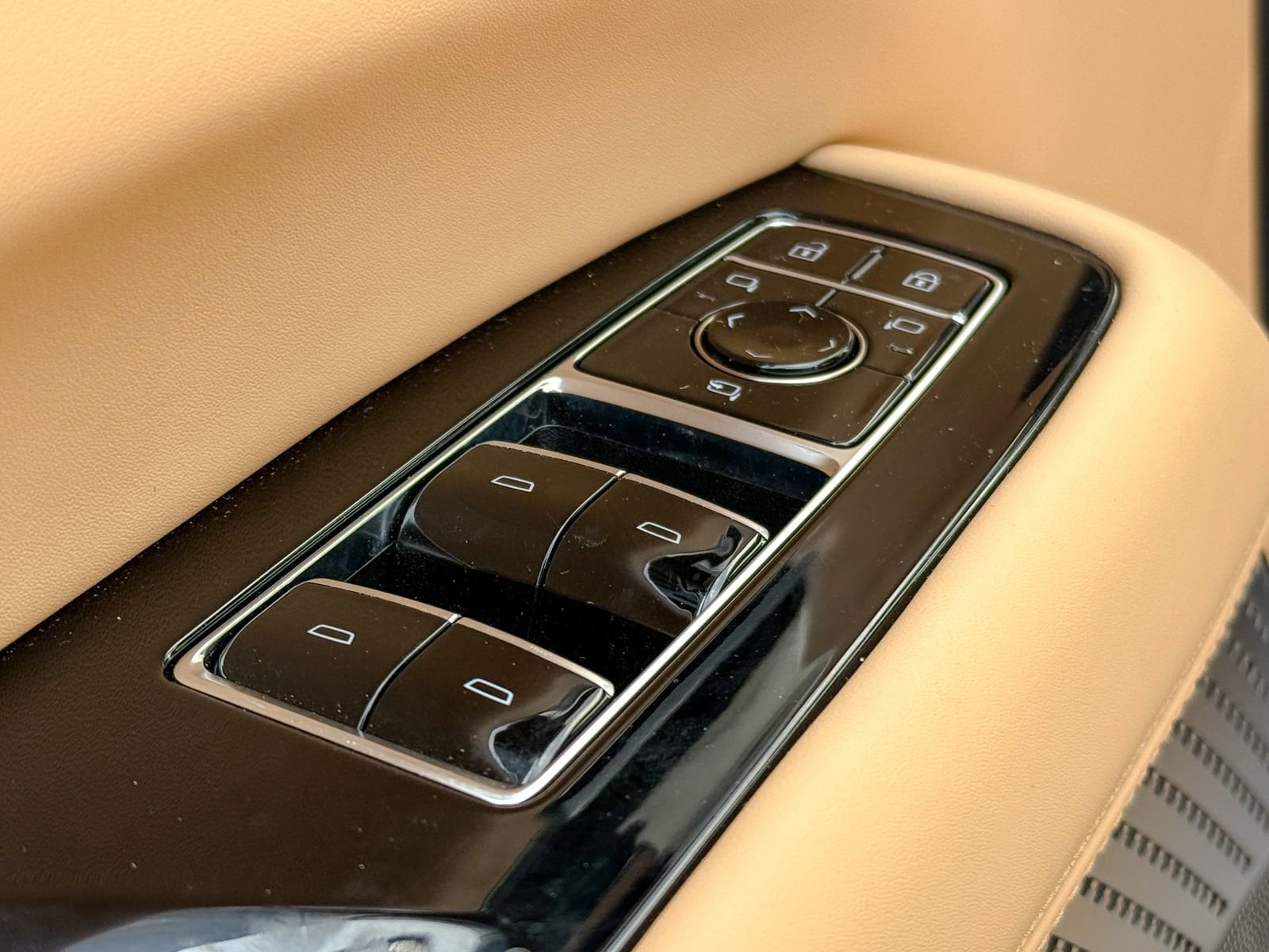 2025 Cadillac Escalade IQ Sport 2 - Photo 17
