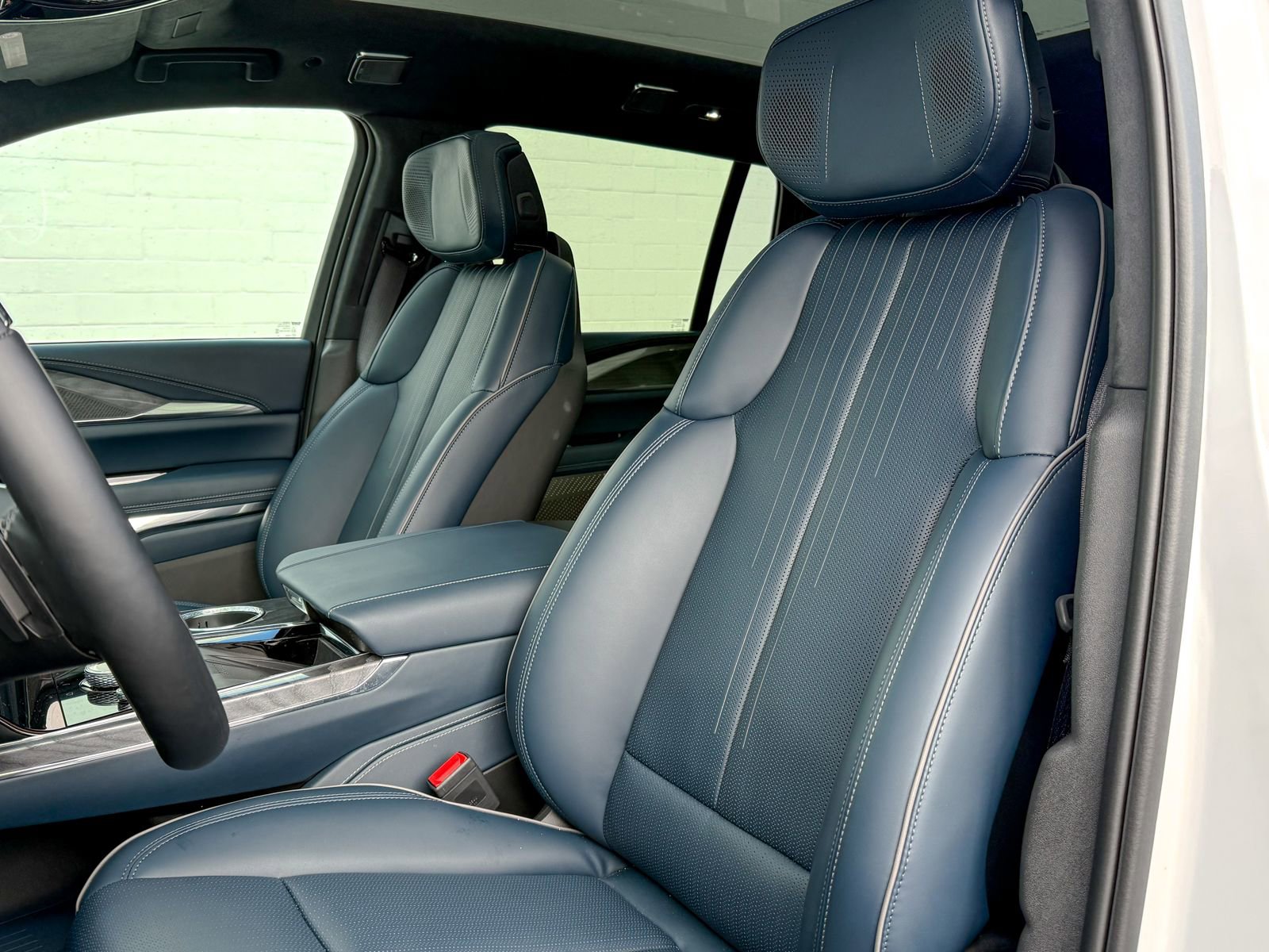 2025 Cadillac Escalade IQ Sport 2 - Photo 10