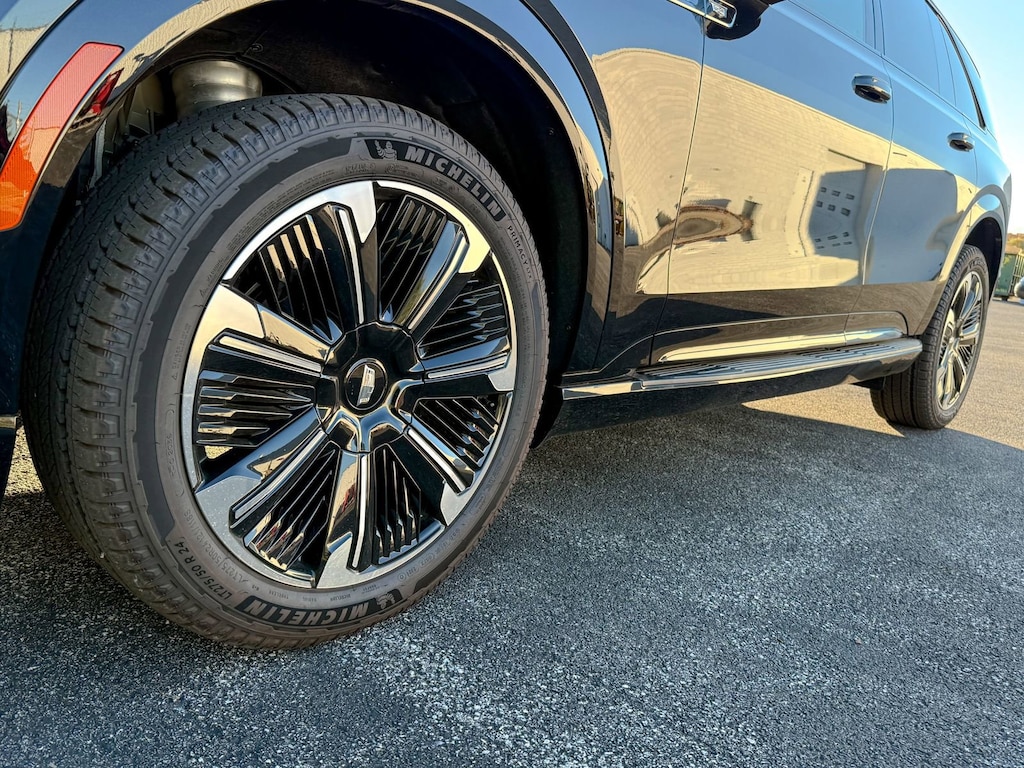 New 2025 CADILLAC ESCALADE IQ Sport 2 SUV