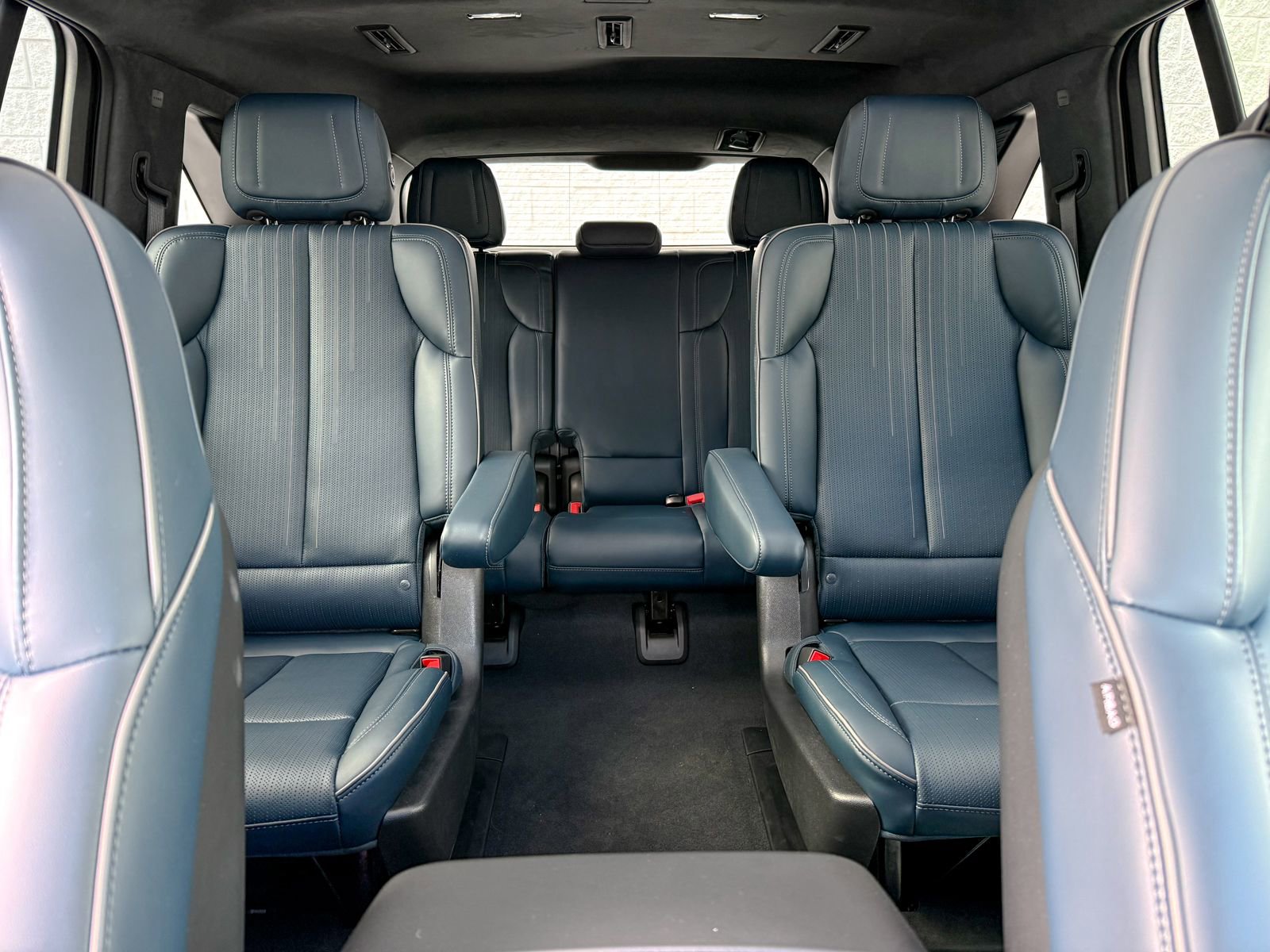 2025 Cadillac Escalade IQ Sport 2 - Photo 11