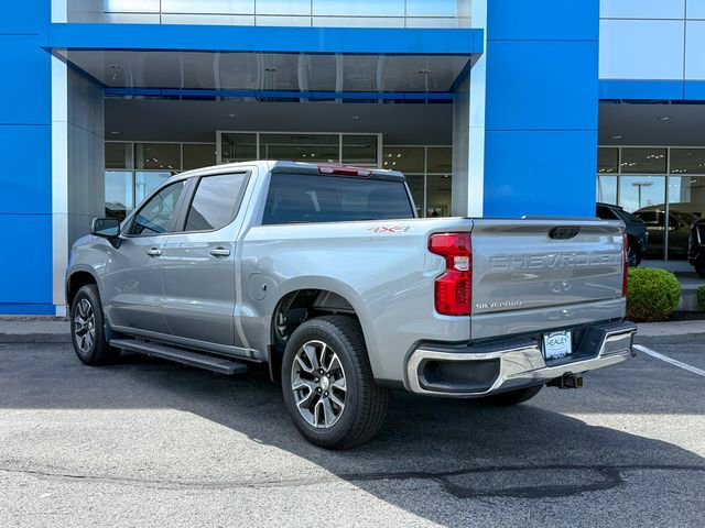 2024 Chevrolet Silverado 1500 LT photo 2