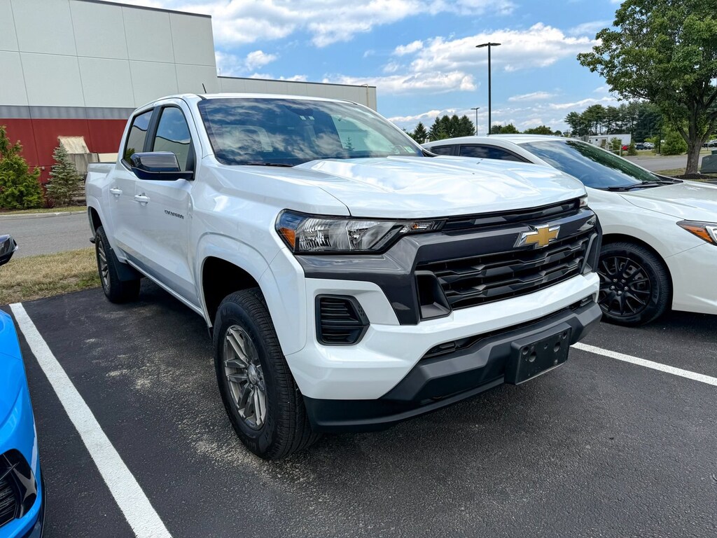 Used 2024 Chevrolet Colorado LT Truck