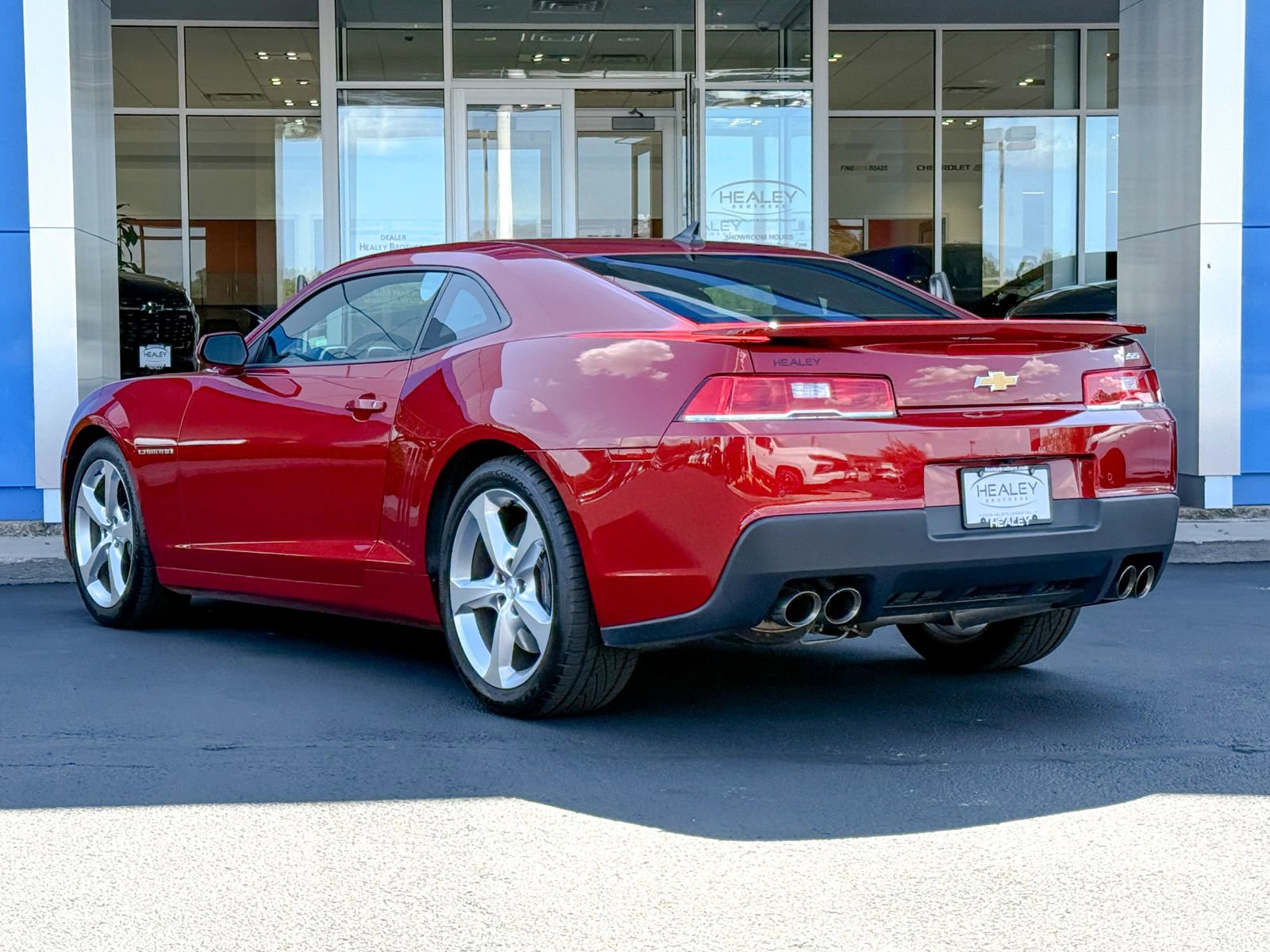 2015 Chevrolet Camaro 2SS photo 2