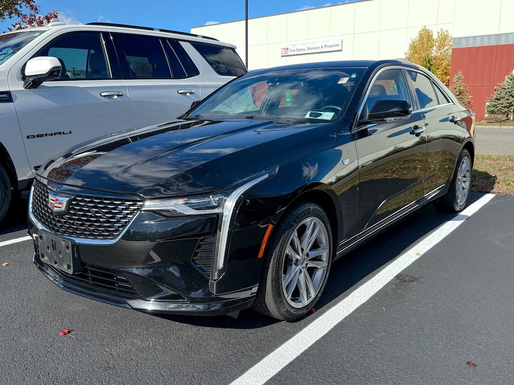 Used 2022 CADILLAC CT4 Luxury Car