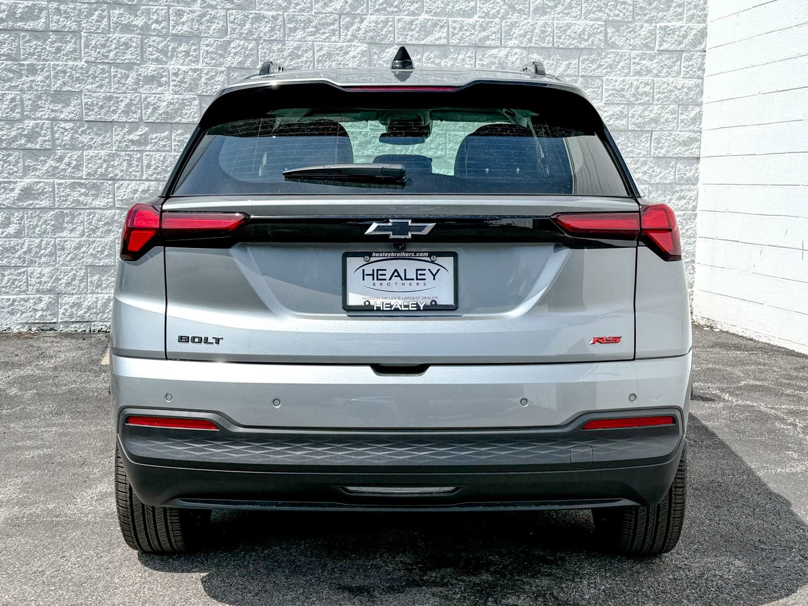 2027 Chevrolet Bolt RS - Photo 7