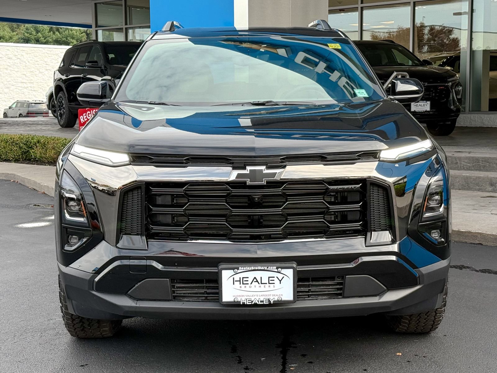 2026 Chevrolet Equinox ACTIV photo 2