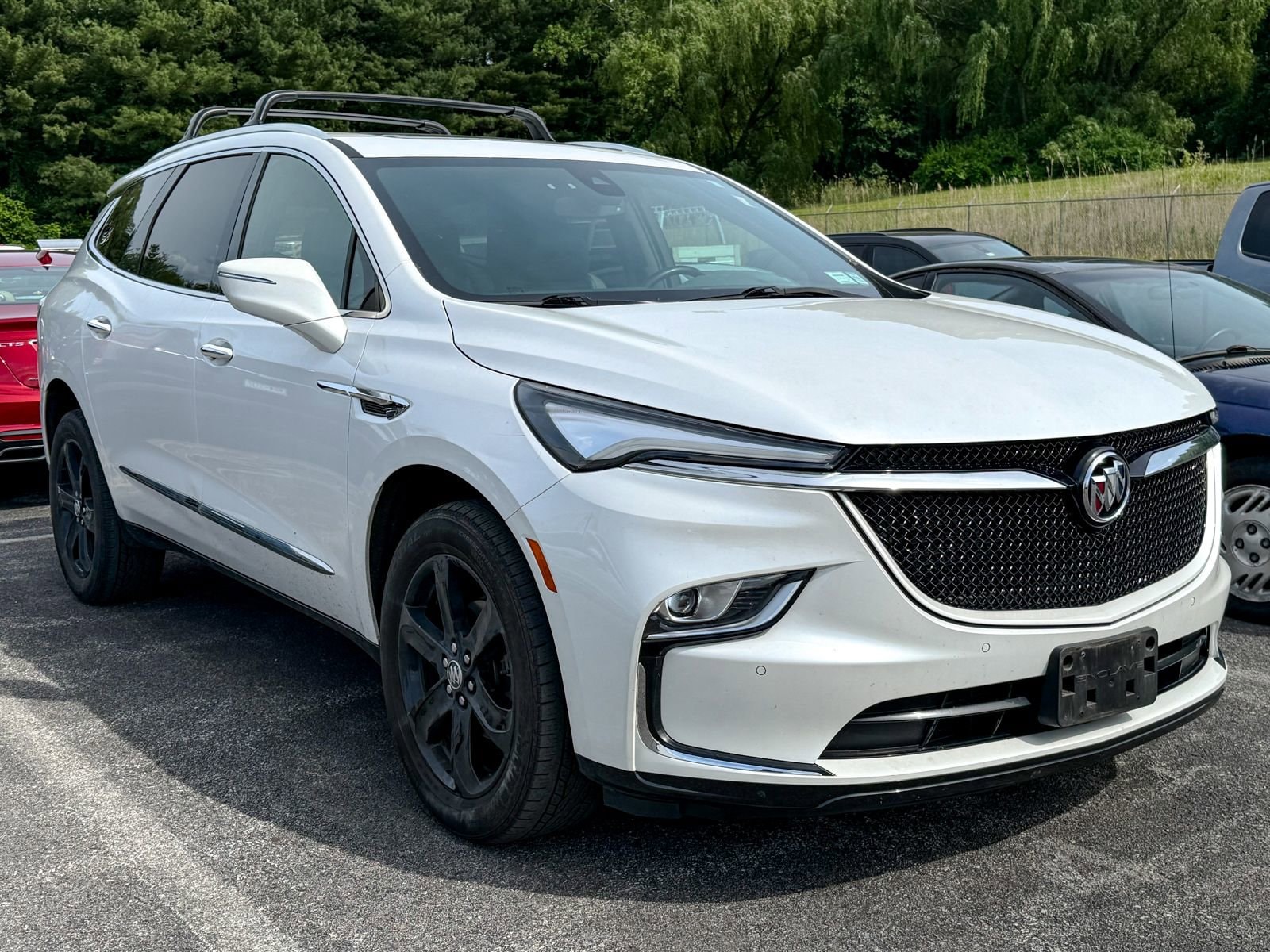 2023 Buick Enclave Essence AWD's photo