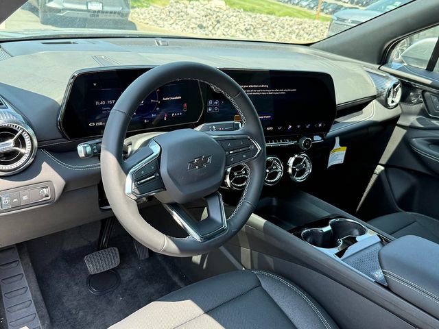 2025 Chevrolet Blazer EV photo 3