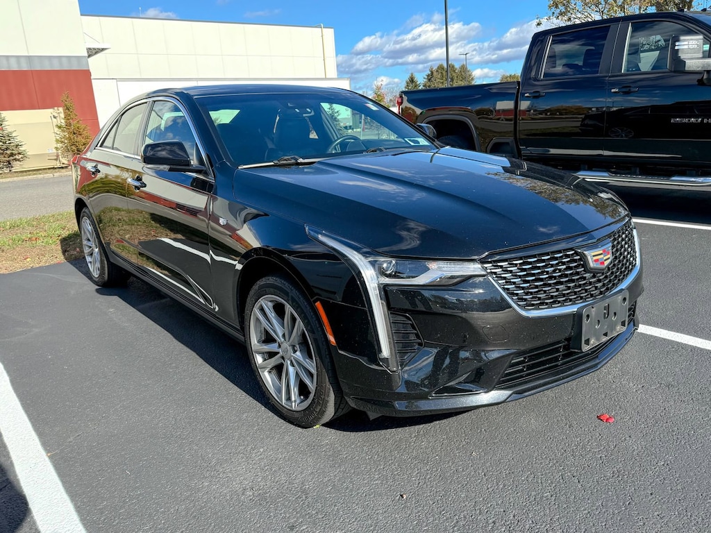 Used 2022 CADILLAC CT4 Luxury Car