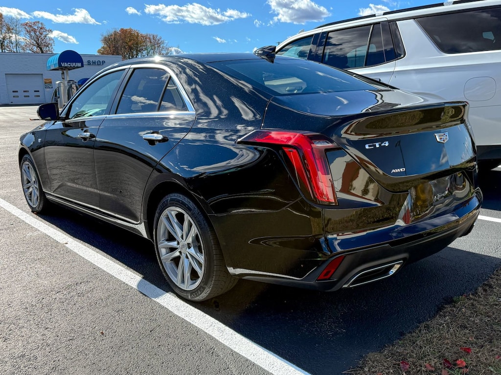 Used 2022 CADILLAC CT4 Luxury Car