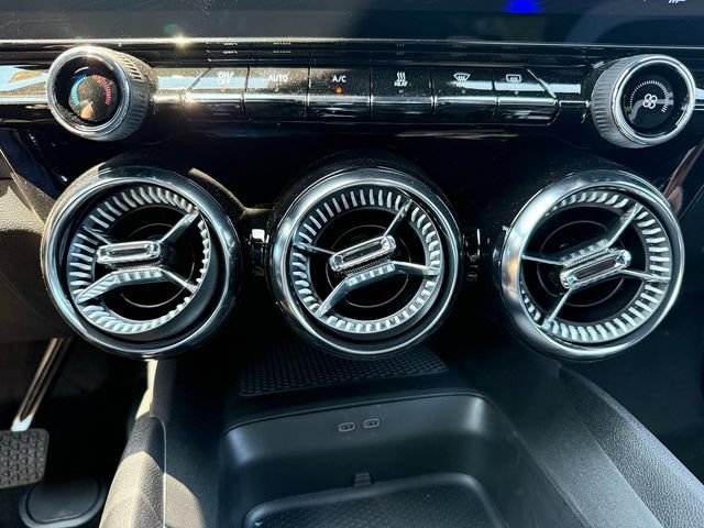 2025 Chevrolet Blazer EV LT - Photo 34